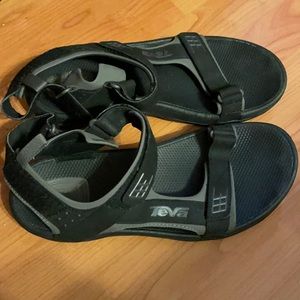 Men’s TEVA Minam outdoor hiking sandals shoes